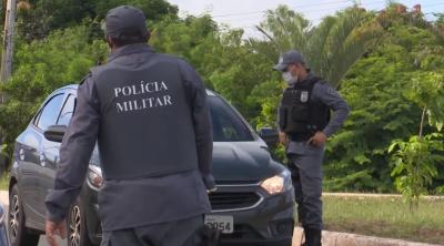 Bloqueios em São Luís ajudam a cumprir regras de lockdown