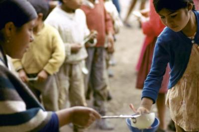 Pobreza extrema aumenta pela primeira vez em 20 anos