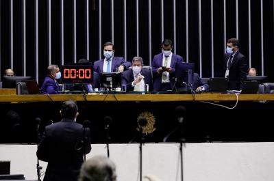 Câmara conclui votação da PEC Emergencial