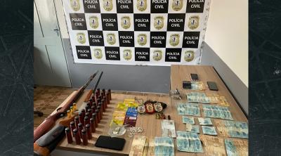 Operação apreende armas, munições e dinheiro em Mirinzal