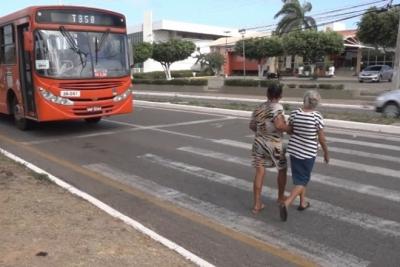 Projeto assegura ao pedestre a prioridade sobre todos os meios de transporte