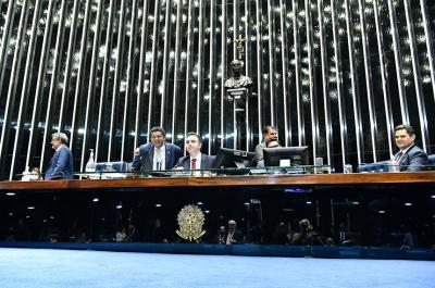 PEC que garante Bolsa Família de R$ 600 vai à Câmara