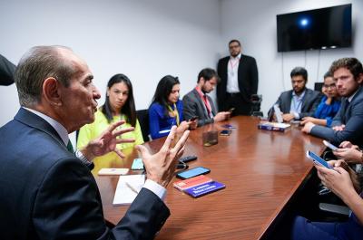 Senado pode votar projeto para piso da enfermagem antes das eleições