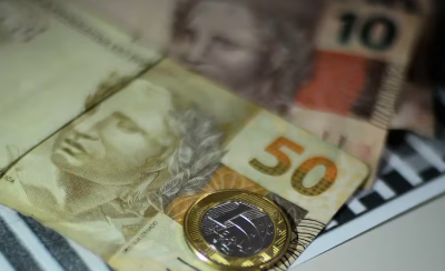 Prévia da inflação desacelera pelo terceiro mês seguido