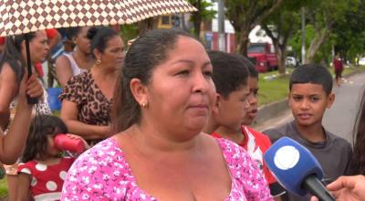 Pais e responsáveis protestam após retirada de turmas de escola municipal em SL