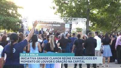 Grande Clamor em alusão ao Dia da Bíblia reúne evangélicos em momento de louvor e oração em São Luís