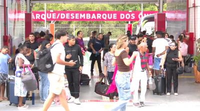 Movimento intenso marca Terminal Rodoviário da Baixada após o Natal