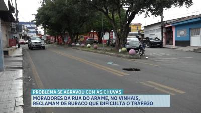 Moradores do Vinhais denunciam buraco na Rua do Arame agravado pelas chuvas e cobram reparos